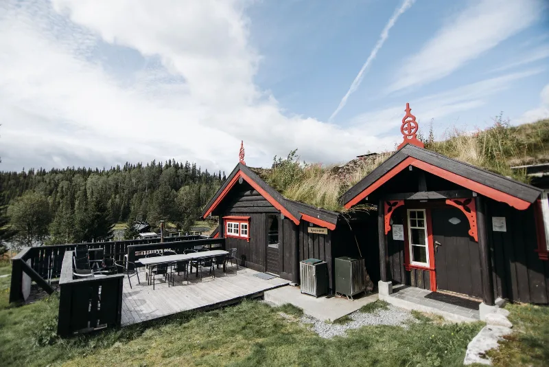 Göl Manzaralı Verandalı Tiny House Yaşamı