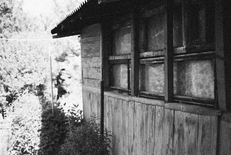 A-Frame Evlerde Pencere ve Kapı Doğramaları